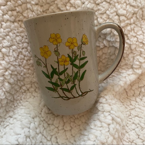 Vintage Other - 3/$12 Vintage mid century floral coffee cup mug